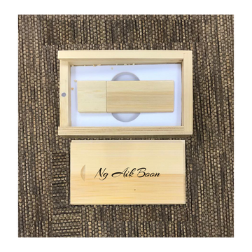 Custom Bamboo thumb drive set 01