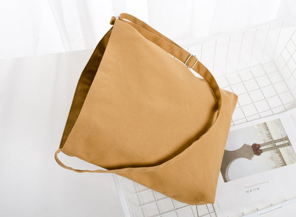 Custom Sling Bag 170C (34x34x8cm)