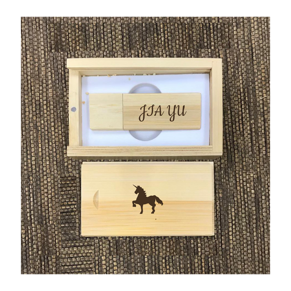 Custom Bamboo thumb drive set 01