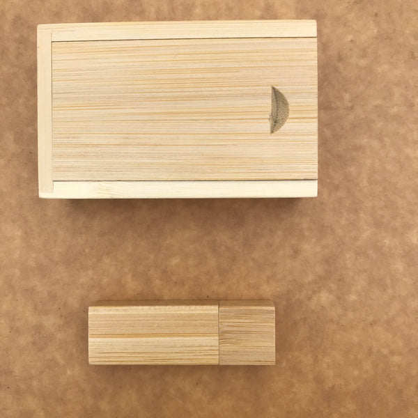 Custom Bamboo thumb drive set 01
