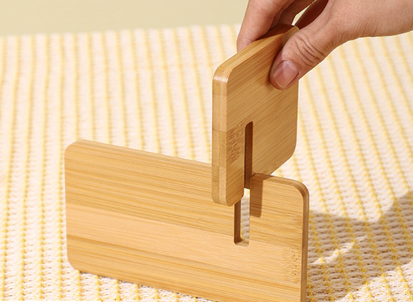 custom mobile holder 100