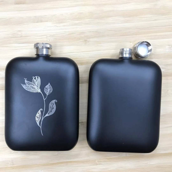 Custom wine flask 03