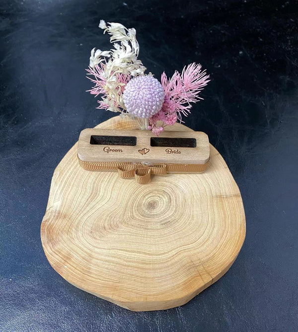 Customise Wedding Ring Holder 02